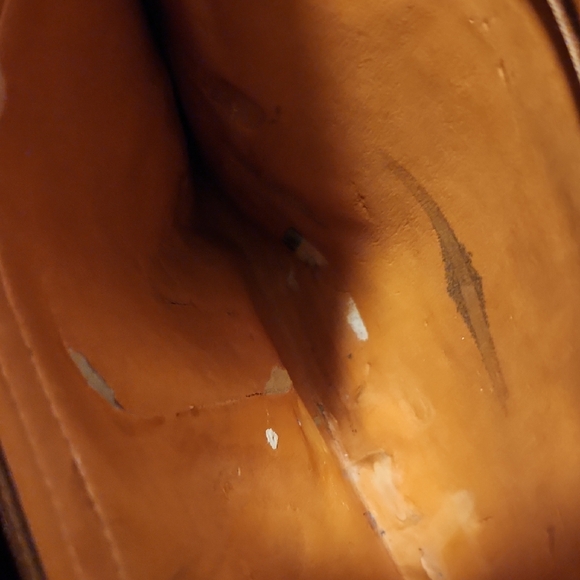 Two-Tone Leather Crossbody Bag - Picture 16 of 16